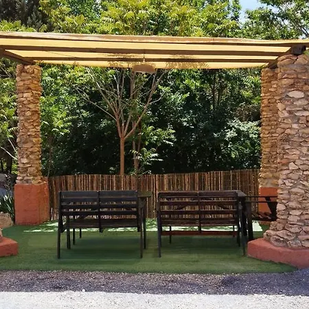 Casas Cueva Y Cortijo La Tala En Hotel Guadix