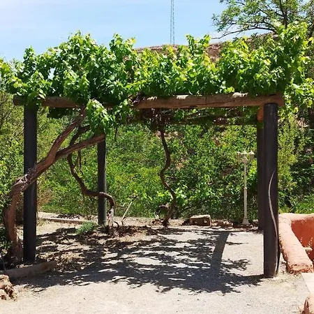 Casas Cueva Y Cortijo La Tala En Guadix