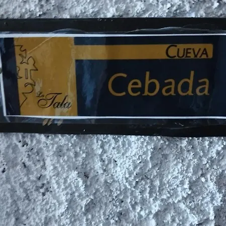 Casas Cueva Y Cortijo La Tala En